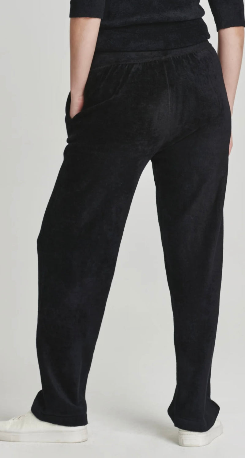 Another Love Black Carson Tapered Leg Slant Pockets Elastic Waist Chenille Pant