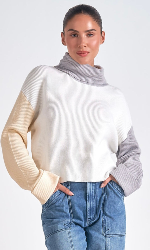 Elan White Colorblock Turtleneck Long Sleeve Sweater