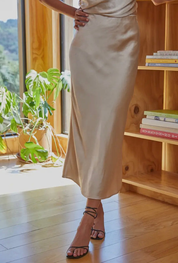 By Together Pearl Satin Elastic Waist Midi Skirt
