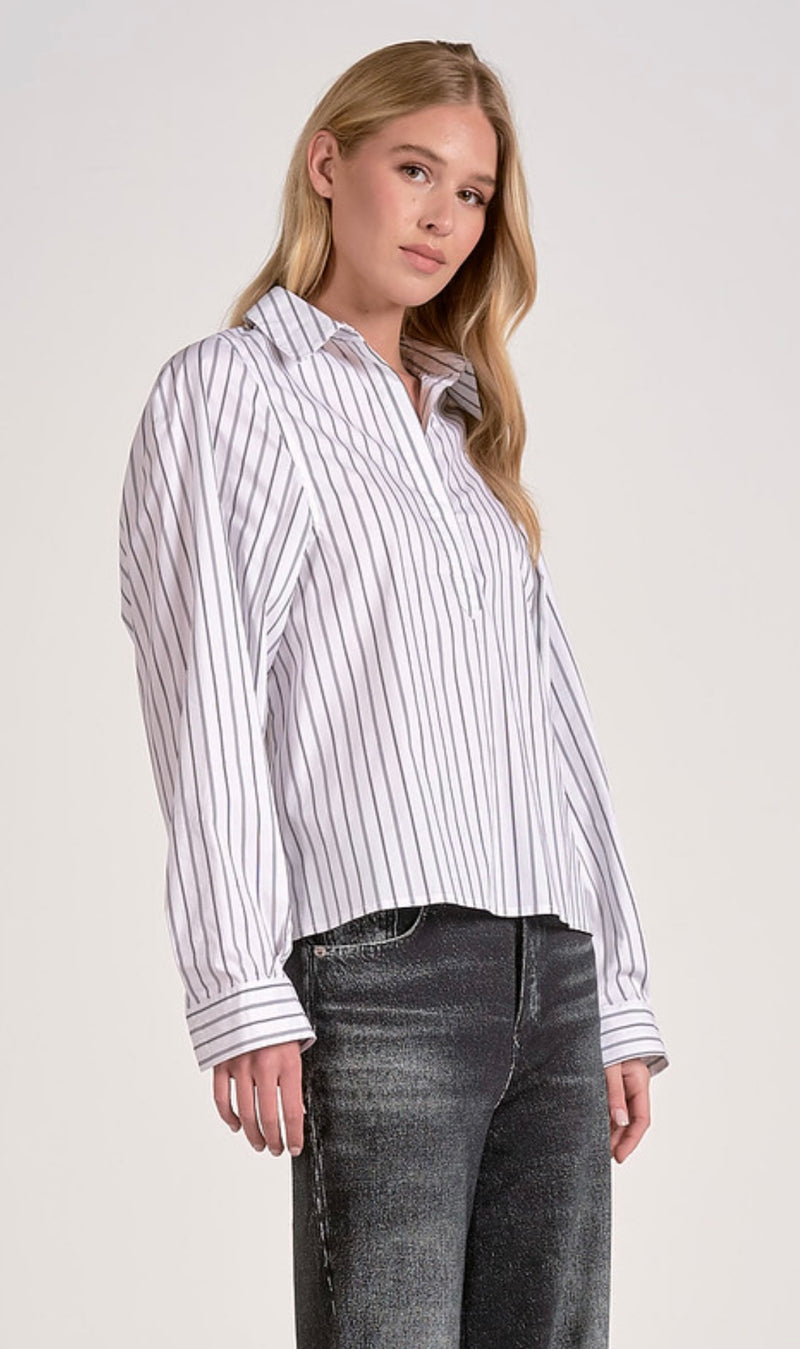 Elan White W/Stripe Button Up Long Sleeve Collared Top