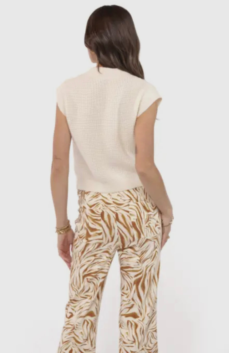 Sadie & Sage Ivory Chill Beats Sleeveless Sweater