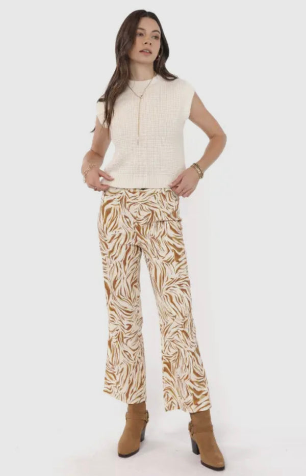 Sadie & Sage Ivory Chill Beats Sleeveless Sweater