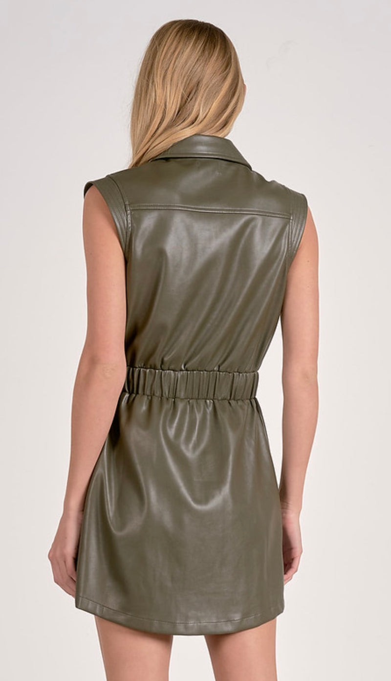 Elan Pine Short Sleeve Elastic Waist Snap Up Mini Dress