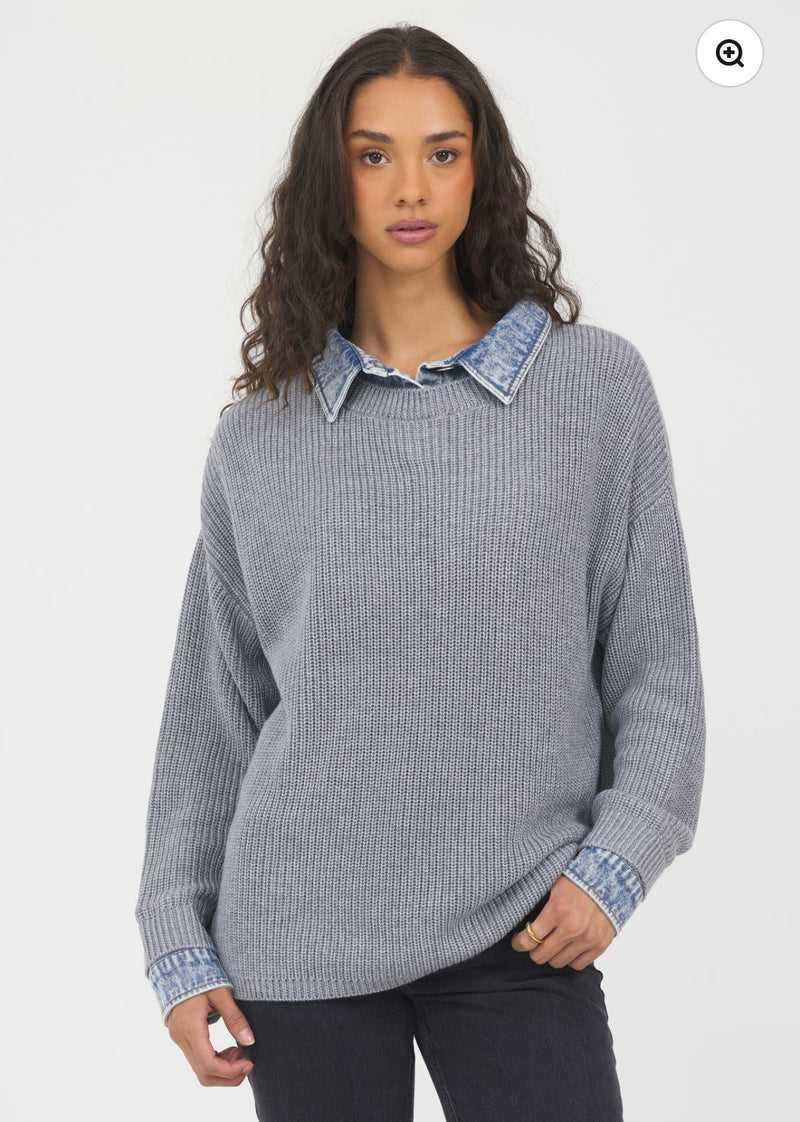 Vintage Havana Heather Grey Denim Textured Crew Neck w/Denim collar and Cuffs Sweater