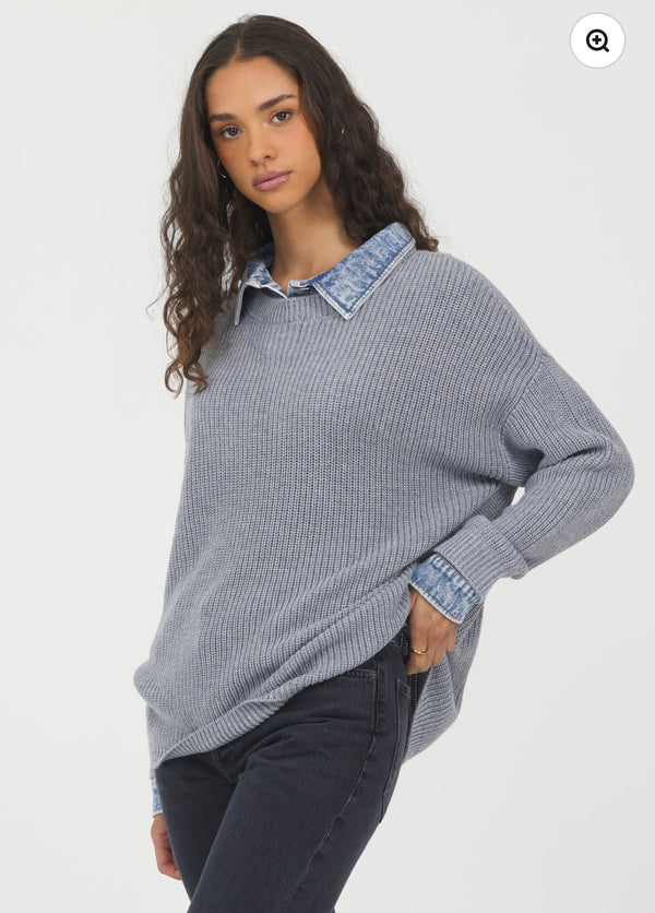 Vintage Havana Heather Grey Denim Textured Crew Neck w/Denim collar and Cuffs Sweater