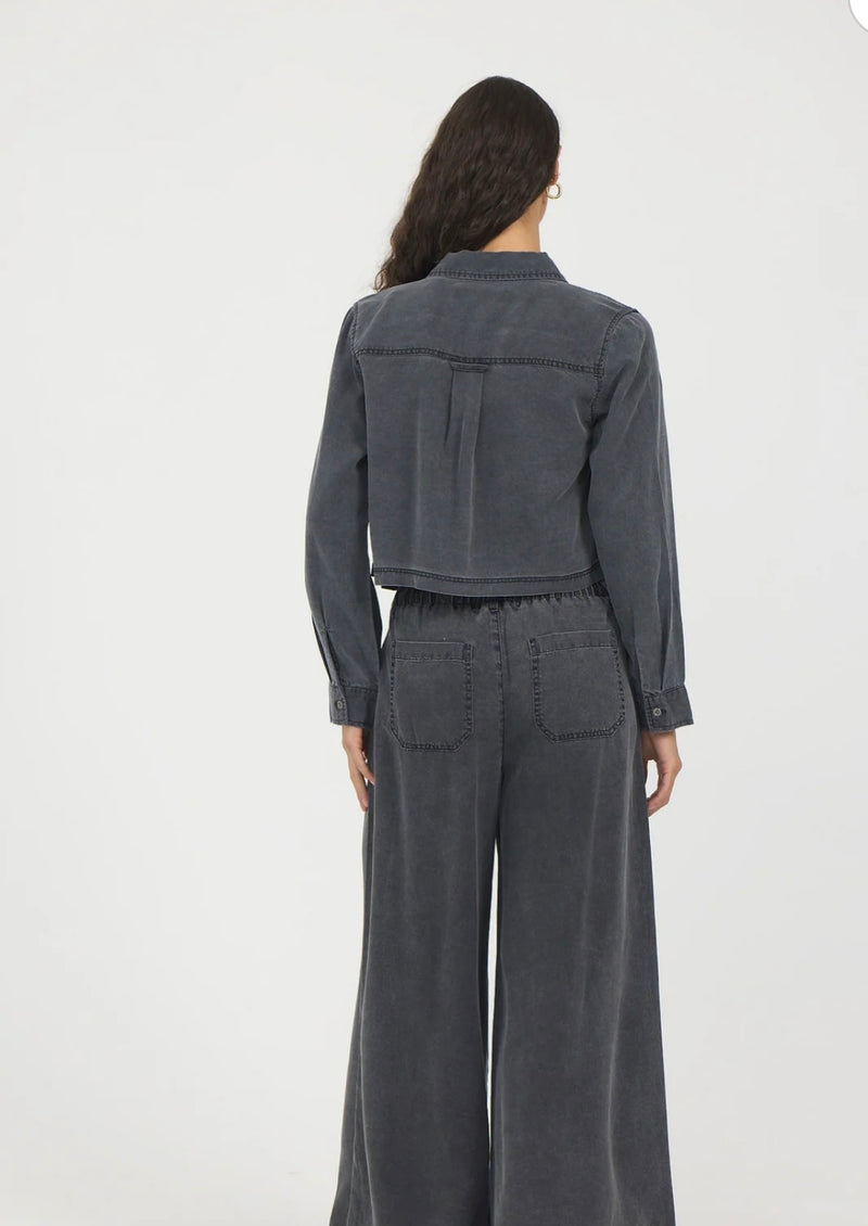 Vintage Havana Charcoal Tencel Button Down Top