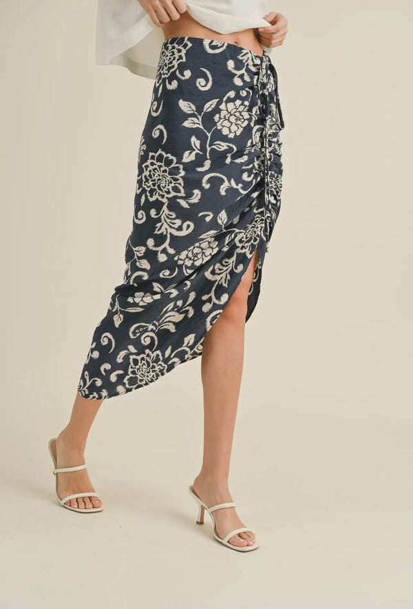 Miou Muse Ink Blue Printed Pattern With Ruching MIdi Spring Skirt