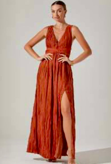 ASTR Rust Tesni Crinkle Deep VNeck Side Slit Strappy Back Maxi Dress