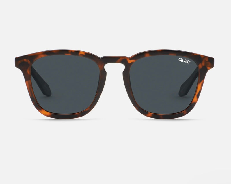 QUAY Jackpot Matte Finish Tort Frames With Smoke Polarized Lenses Sunglasses